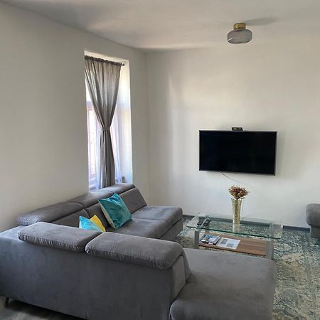 Apartment By The City Wall Kosice Ngoại thất bức ảnh